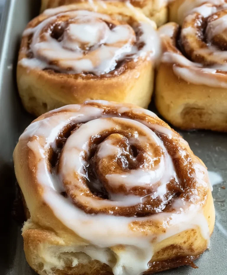 Biscoff Cinnamon Rolls-Irresistible Sweet Swirls